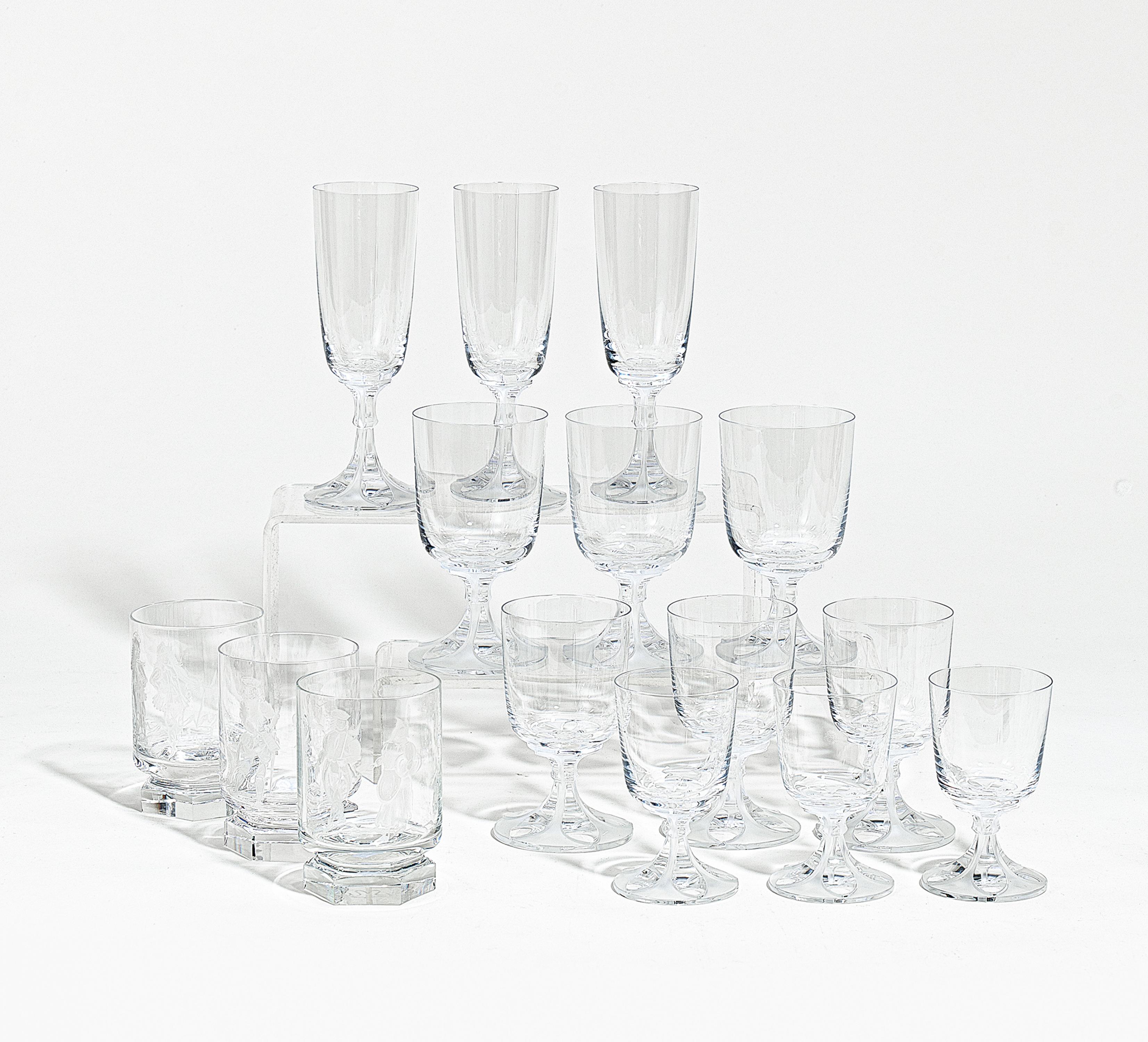 Rene Lalique - Set aus Champagner- Wein- und Wasserglaesern, 70554-4, Van Ham Kunstauktionen