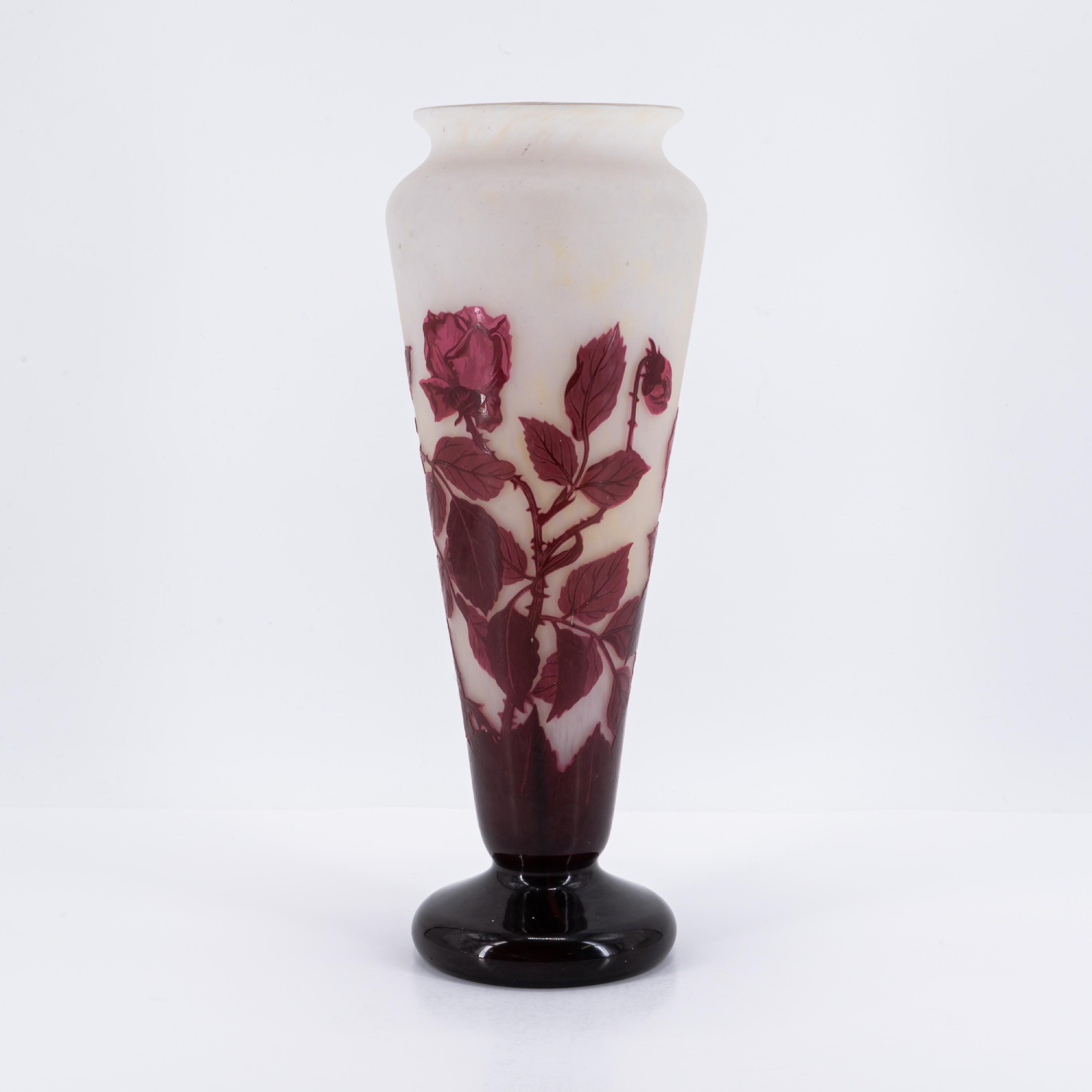 Andre Delatte - Grosse Vase mit Rosenblueten, 76257-16, Van Ham Kunstauktionen