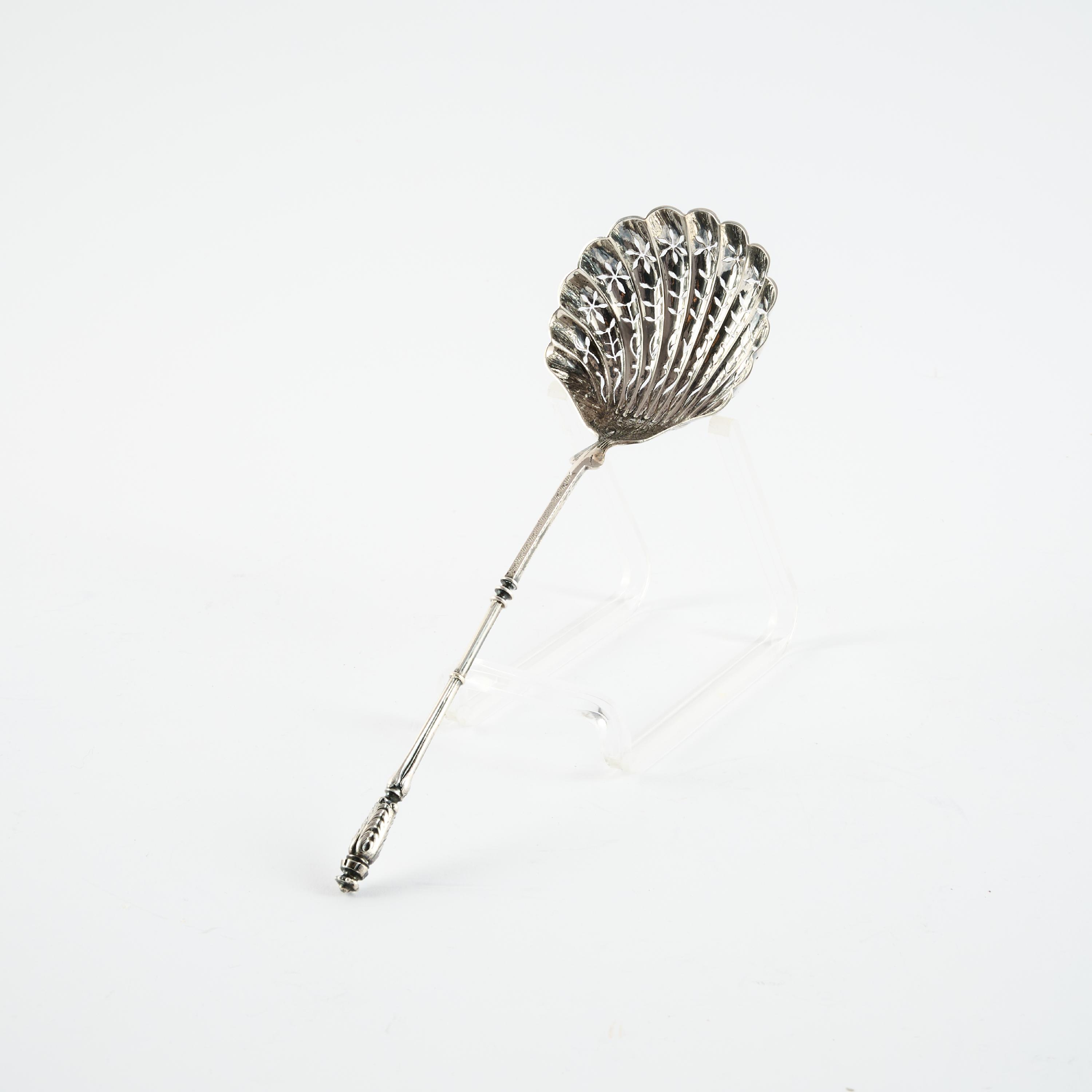 Delaquis  Cie - Zuckerstreuloeffel in Muschelform, 81546-4, Van Ham Kunstauktionen