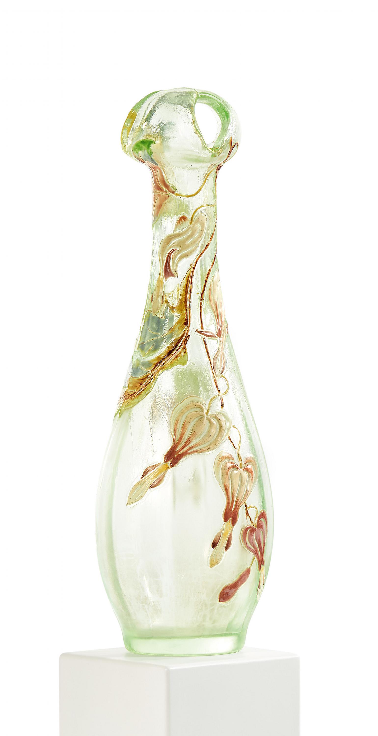 Emile Galle - Vase Coeur de Jeannette, 81684-3, Van Ham Kunstauktionen