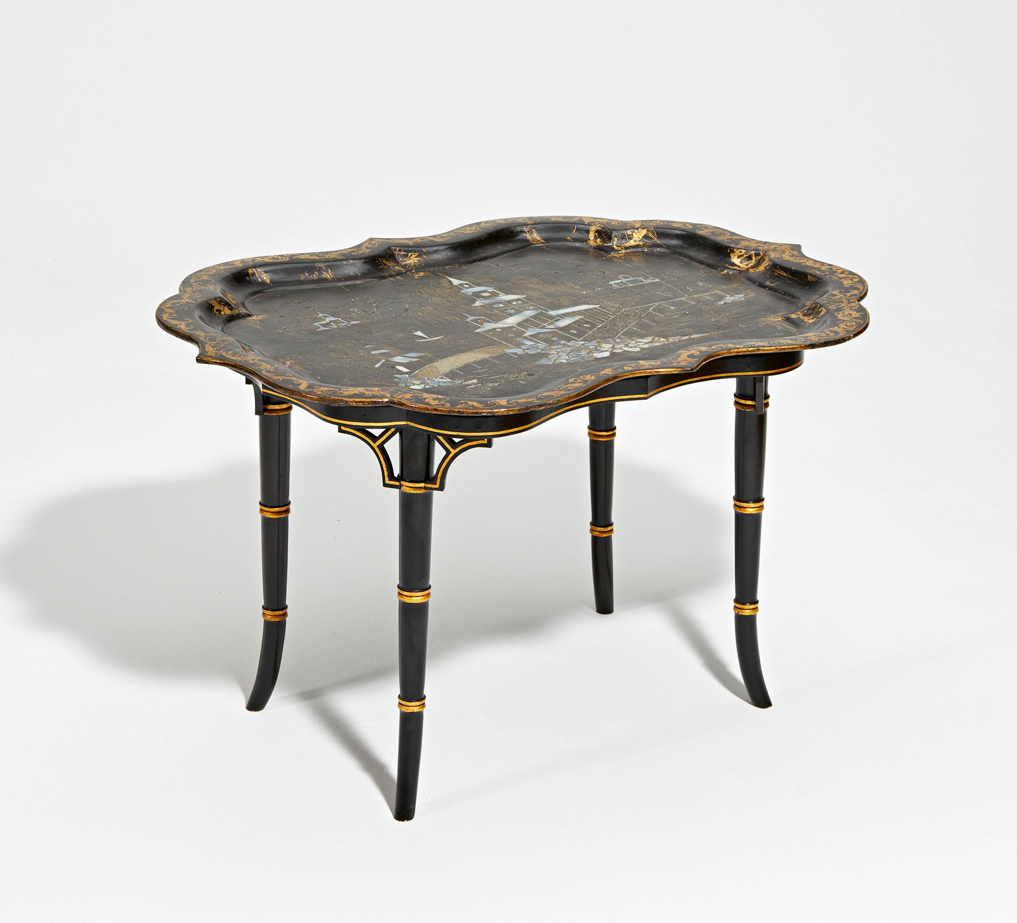 England - Regency Lacktablett mit chinoiser Landschaftsszene, 73676-11, Van Ham Kunstauktionen