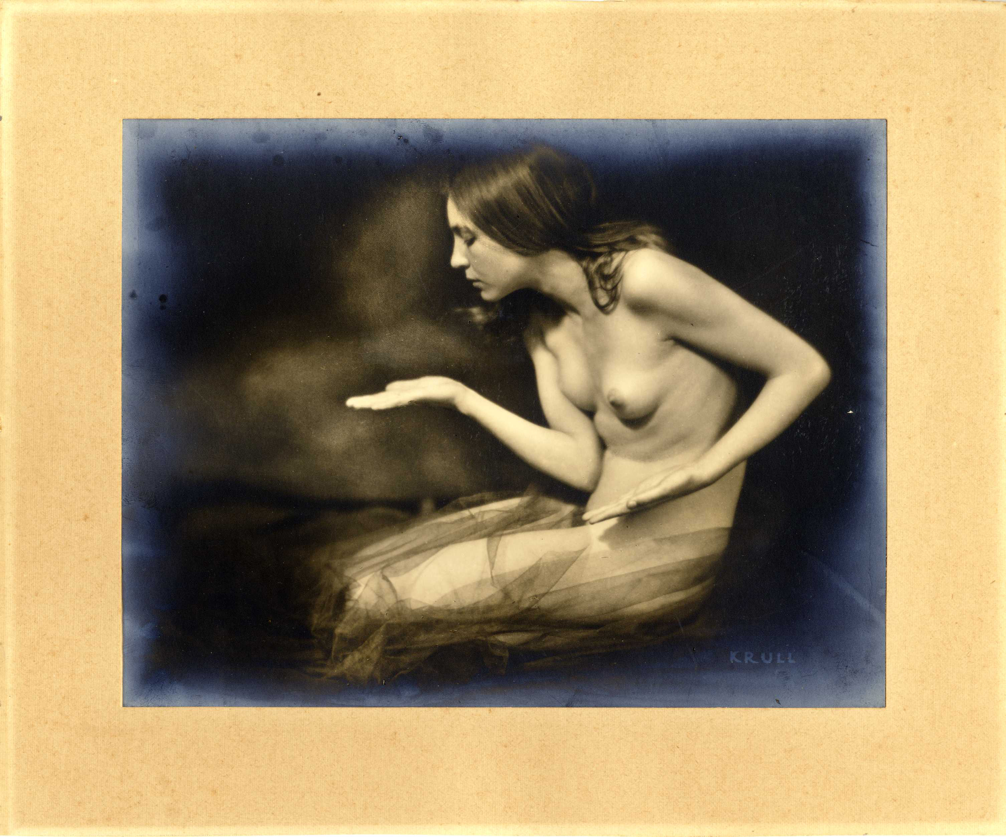 Germaine Krull - Nude, 64300-1, Van Ham Kunstauktionen
