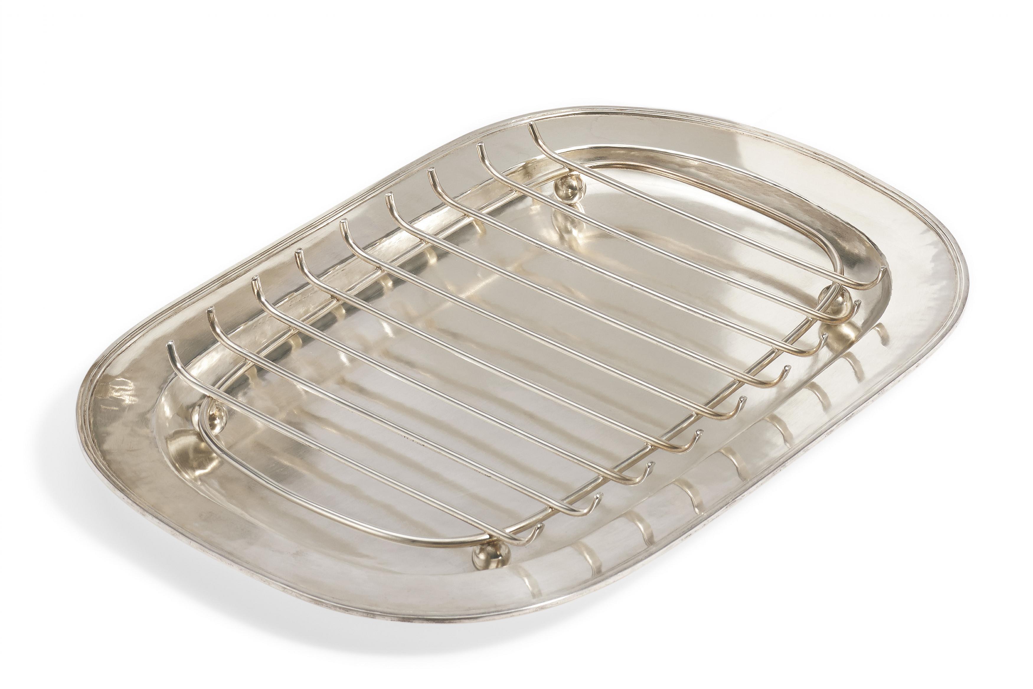 Gumbel  Co - Spargelplatte mit Einsatz, 81988-2, Van Ham Kunstauktionen