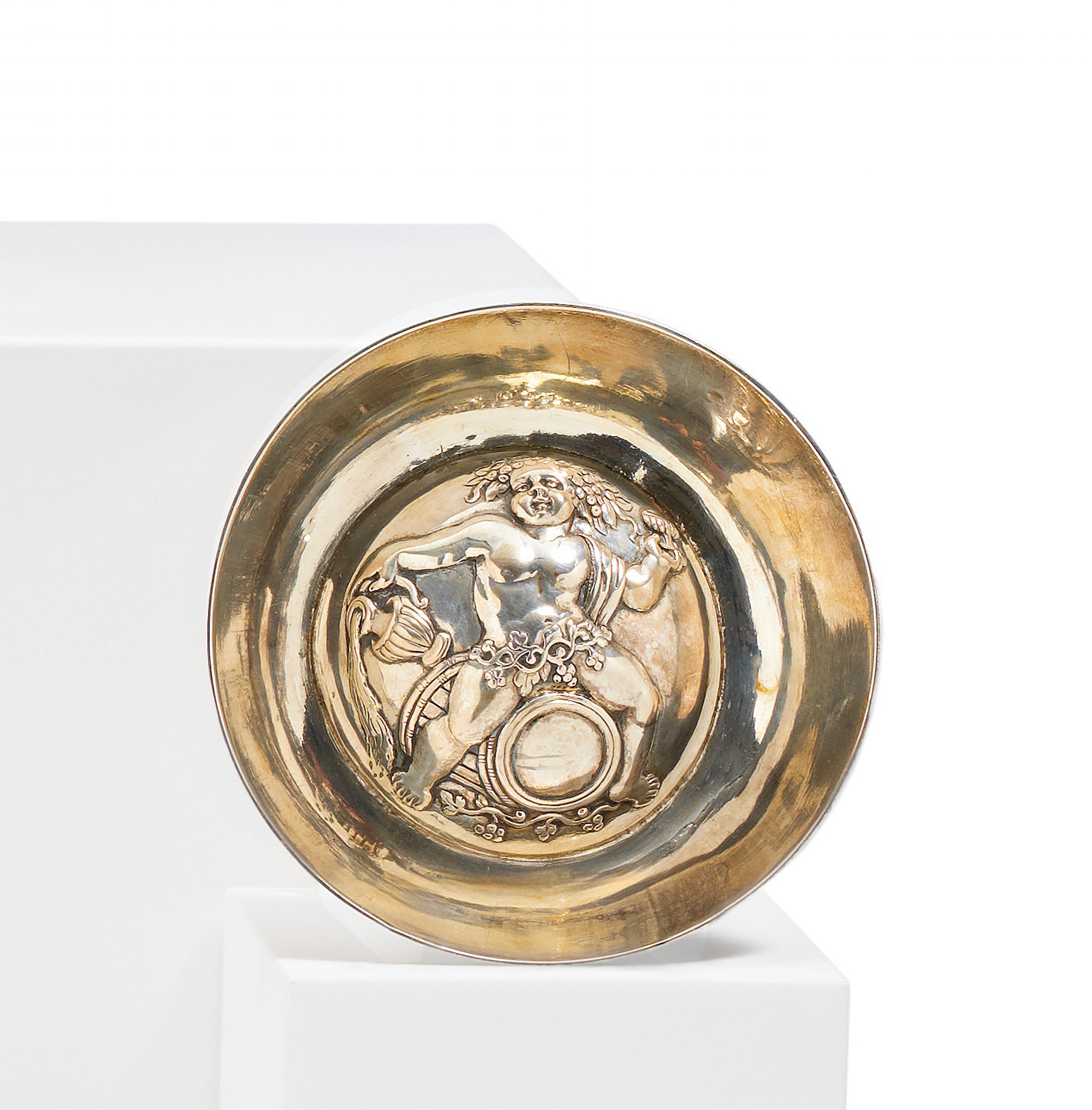 Johann Felten - Weinprobierschale mit Putto als Bacchus, 81600-13, Van Ham Kunstauktionen