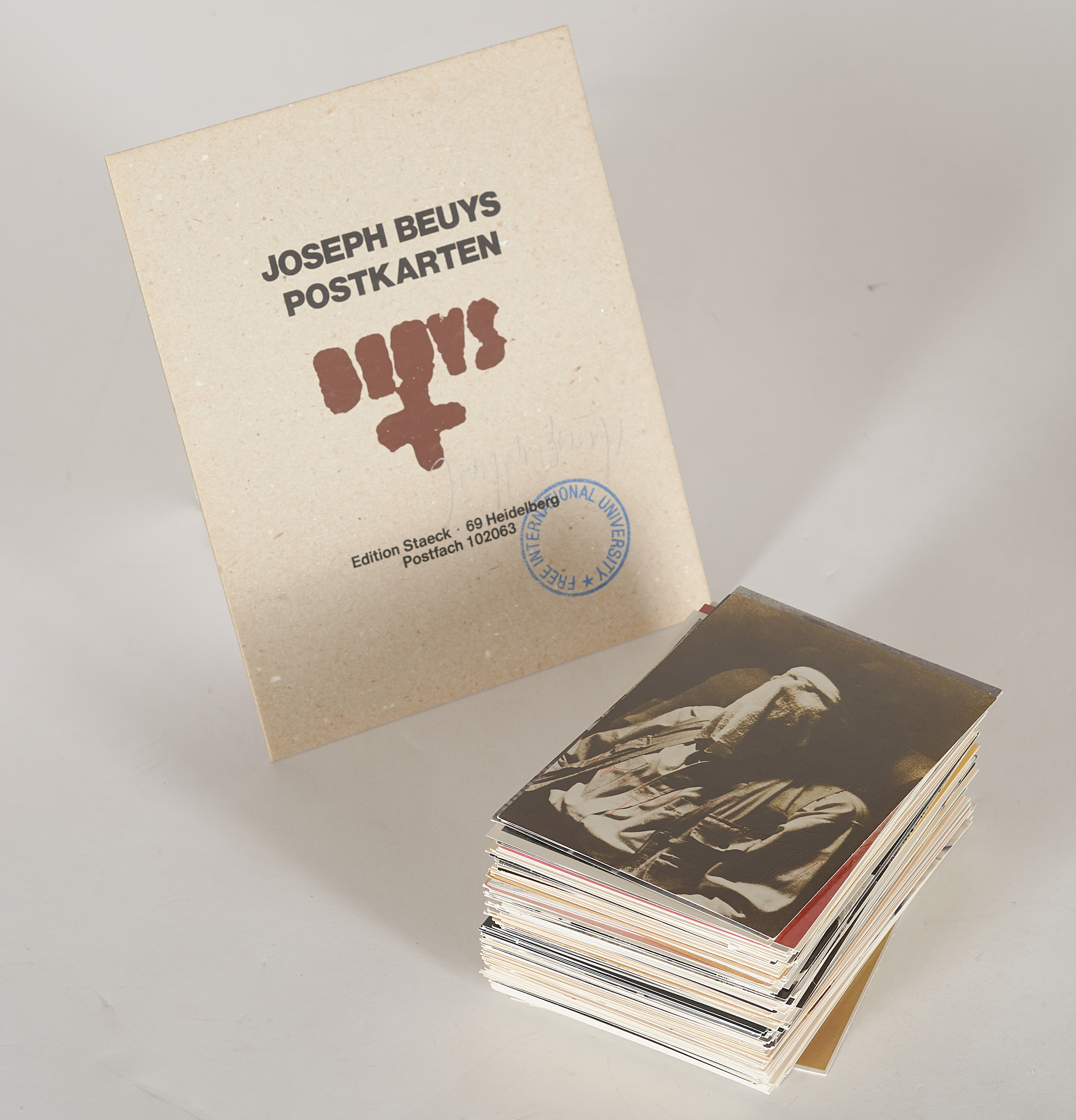 Joseph Beuys - Konvolut von 236 Postkarten, 65546-56, Van Ham Kunstauktionen