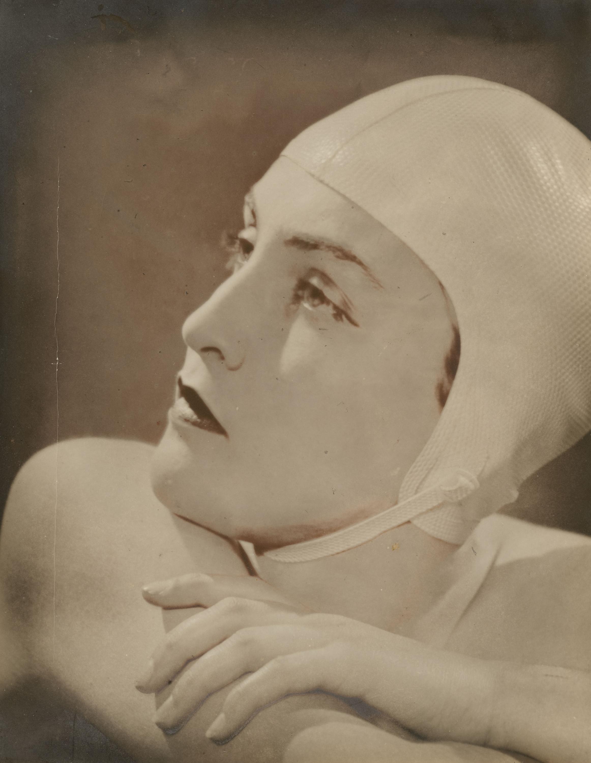 Man Ray - Meret Oppenheim in Bathing Cap, 82008-1121, Van Ham Kunstauktionen