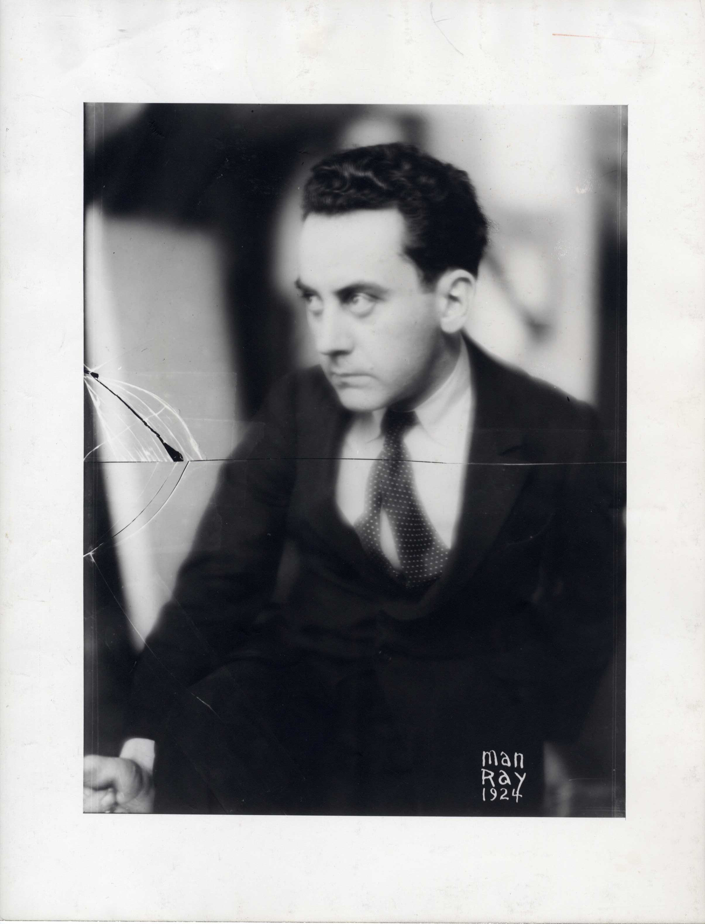 Man Ray - Autoportrait, 64027-105, Van Ham Kunstauktionen