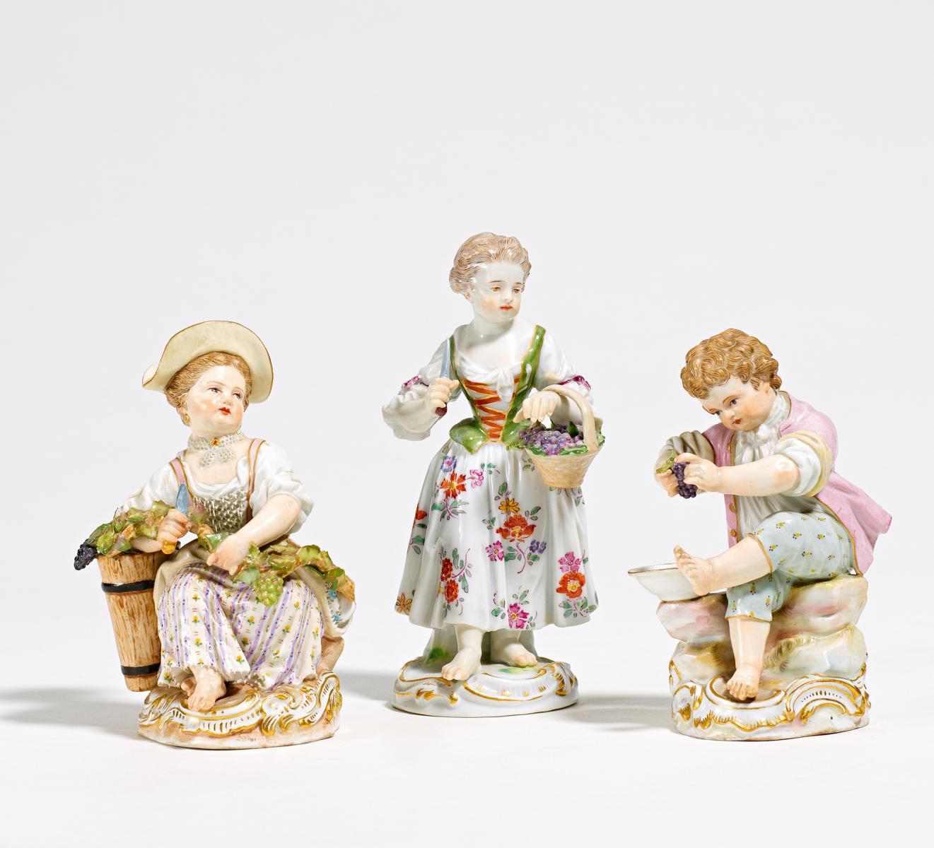 Meissen - Gaertnerkind mit Traubenkorb und zwei Winzerkinder, 65120-10, Van Ham Kunstauktionen