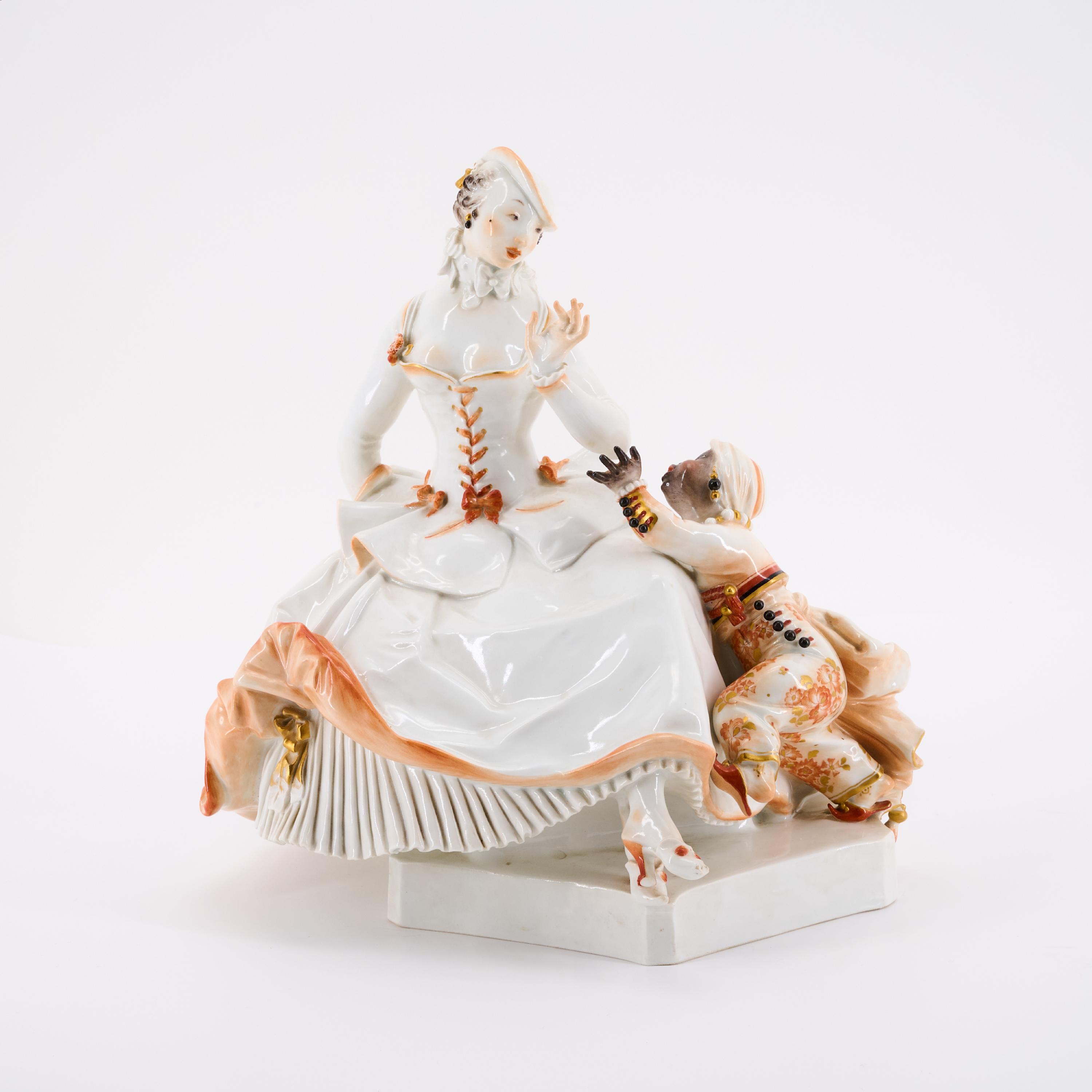 Meissen - Dame mit Mohrenkind, 81479-5, Van Ham Kunstauktionen