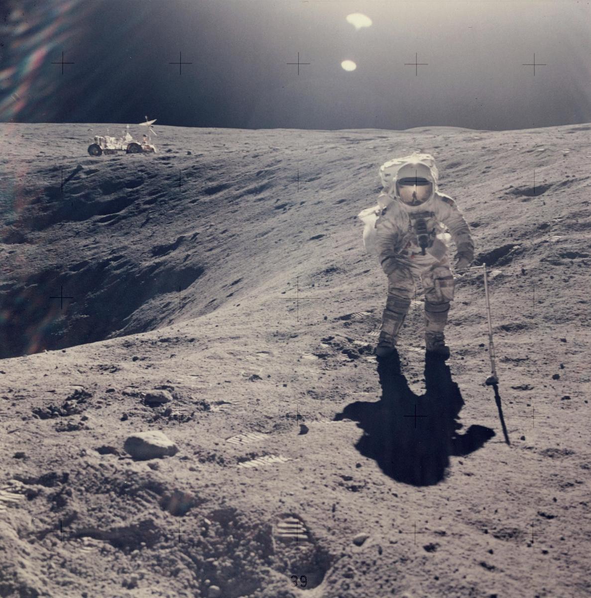 NASA - Duke at Edge of Crater Apollo 16, 56499-2, Van Ham Kunstauktionen