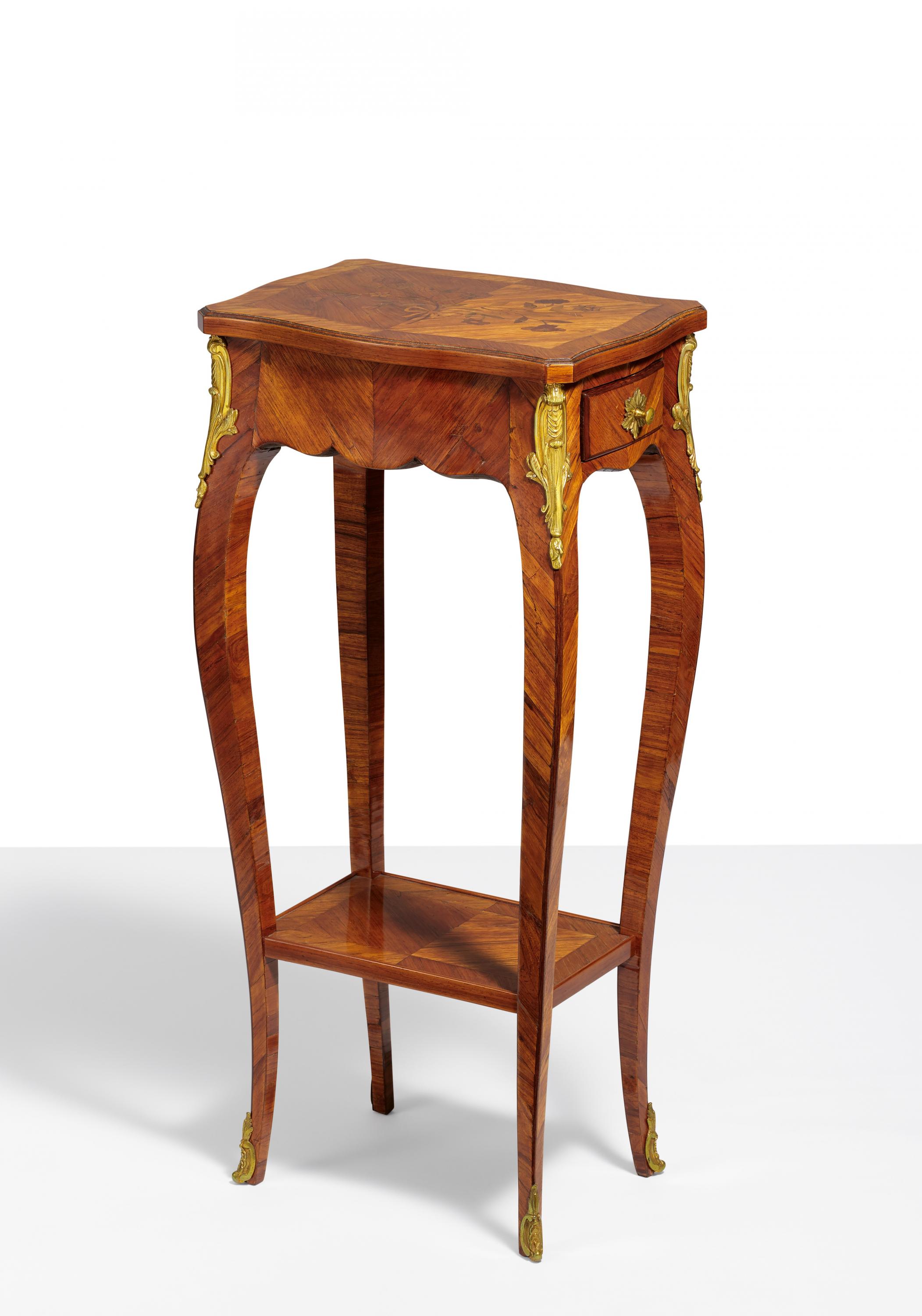 Paris - Table Ambulante<br > mit floralen Einlagen Louis XV, 81741-37, Van Ham Kunstauktionen