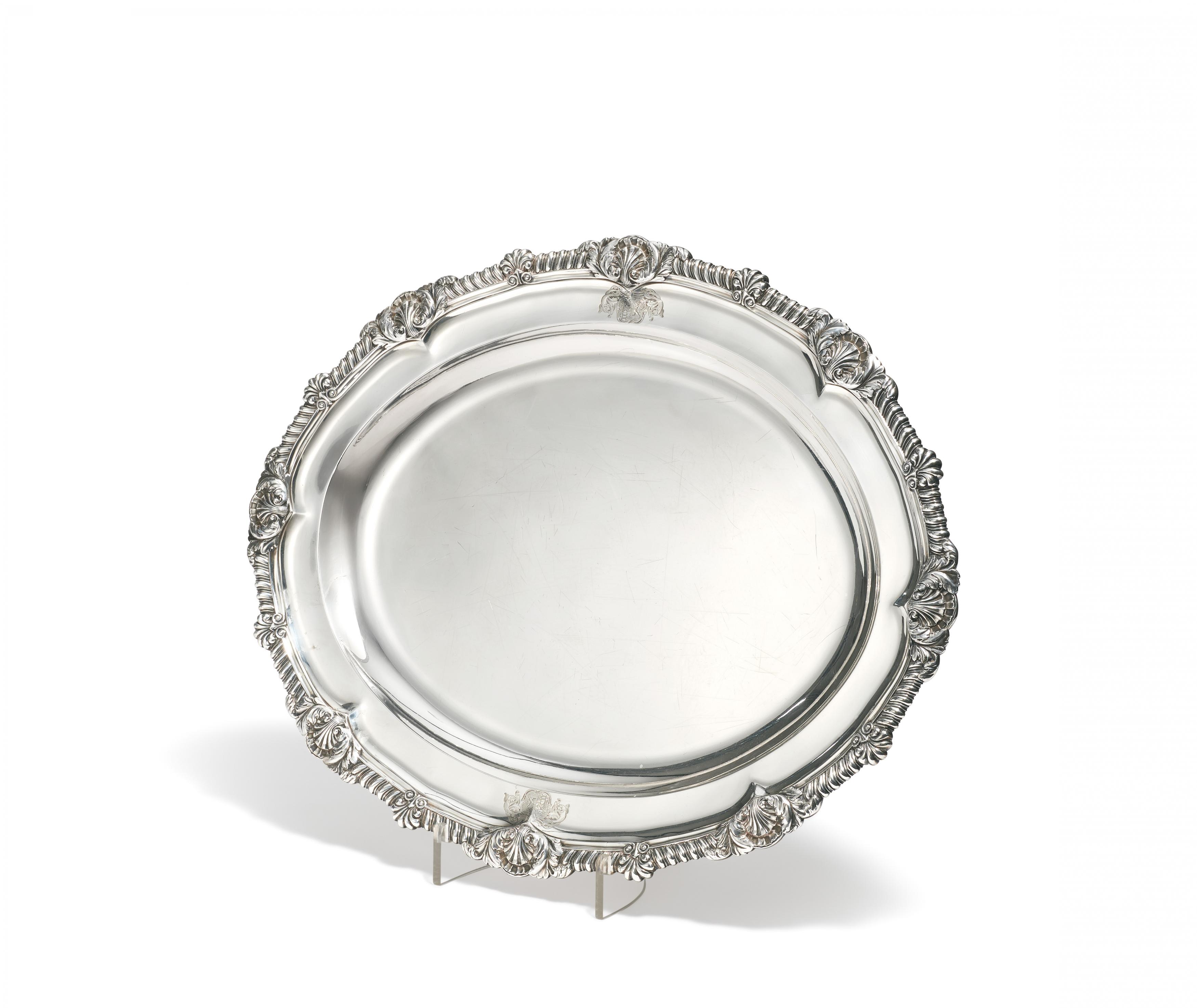 Paul Storr - Grosse George III Platte mit Wappengravur, 81600-14, Van Ham Kunstauktionen