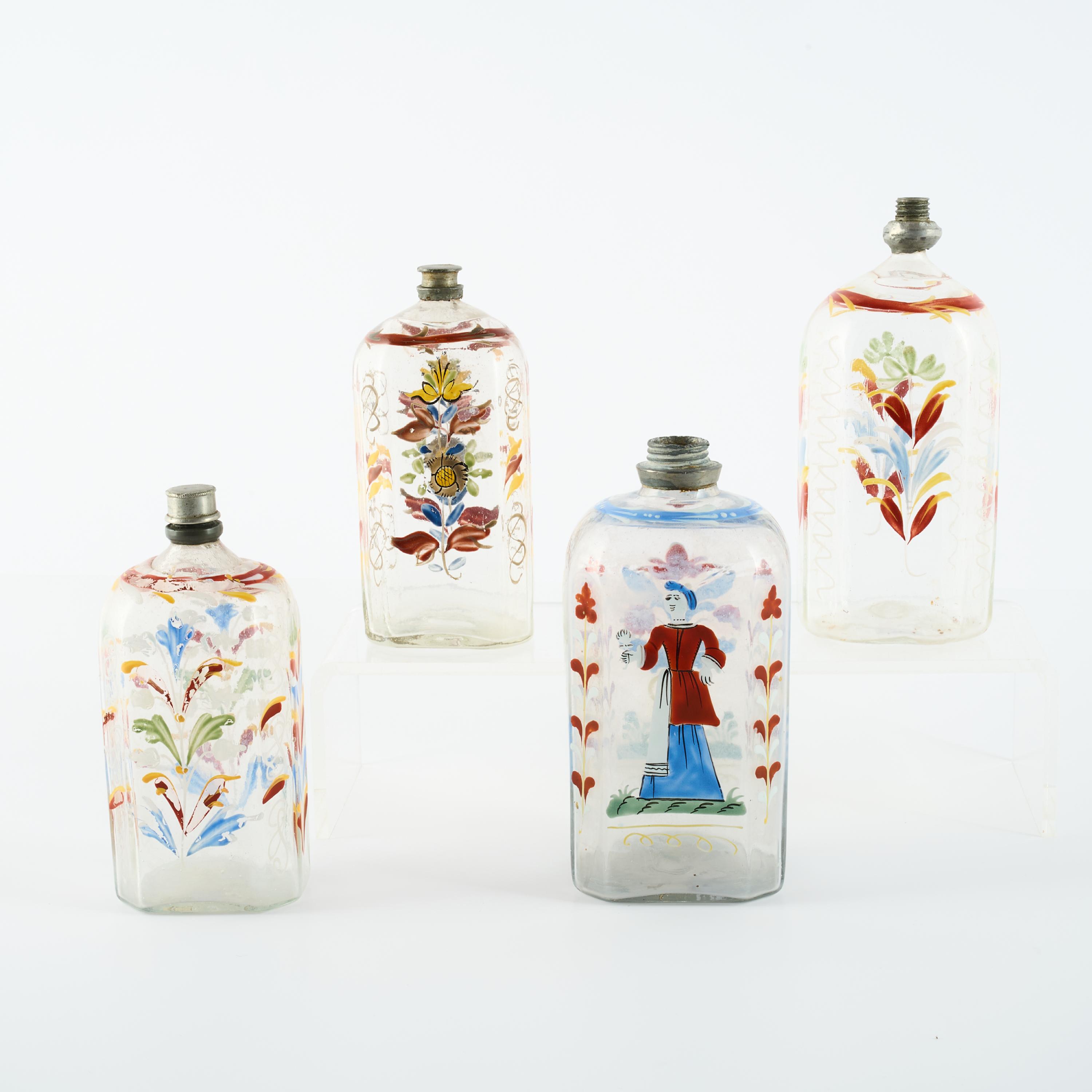 Presumably Bohemia - Gruppe von vier Glasflaschen mit farbigem Emaildekor, 81456-5, Van Ham Kunstauktionen