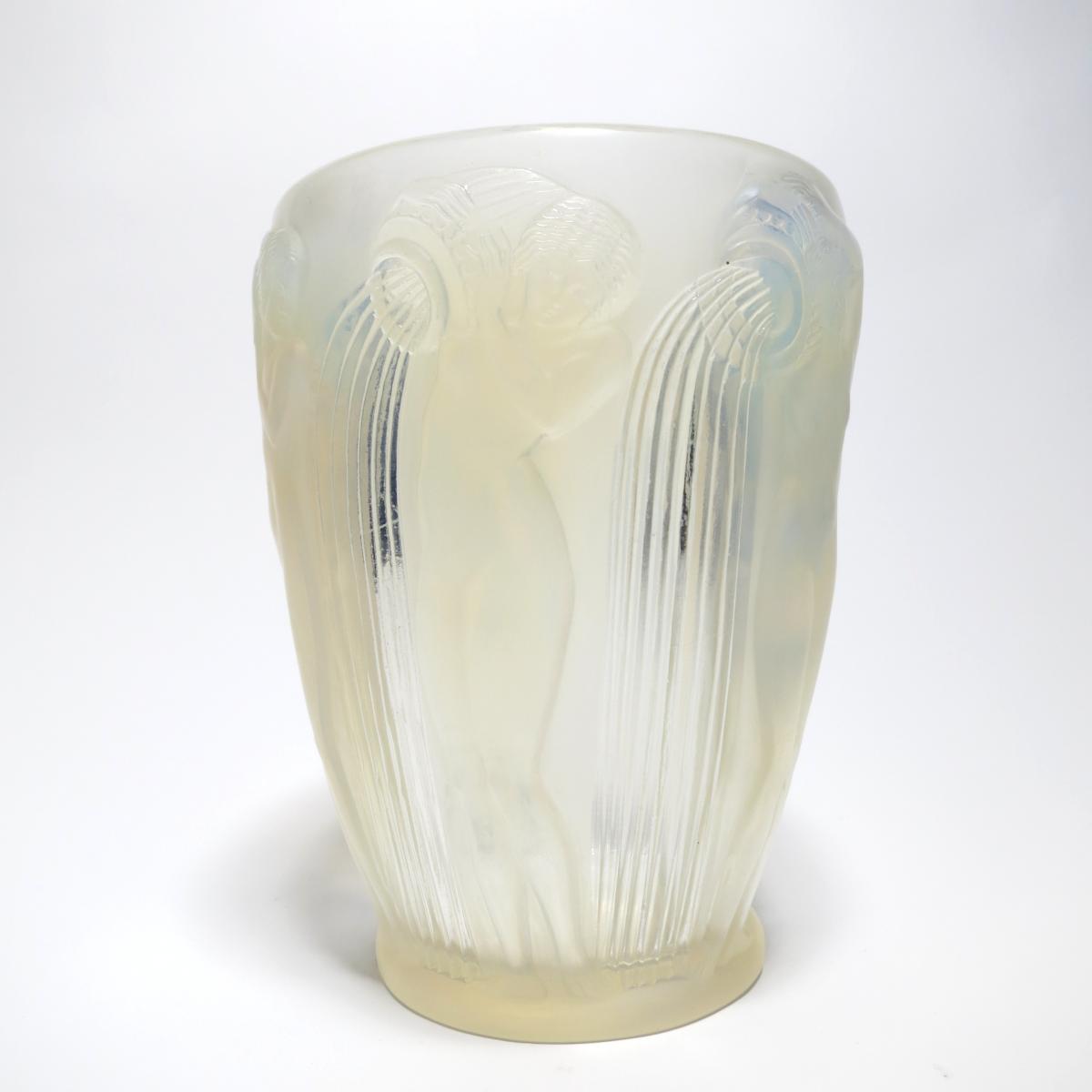 Rene Lalique - Vase Danaides, 65162-3, Van Ham Kunstauktionen