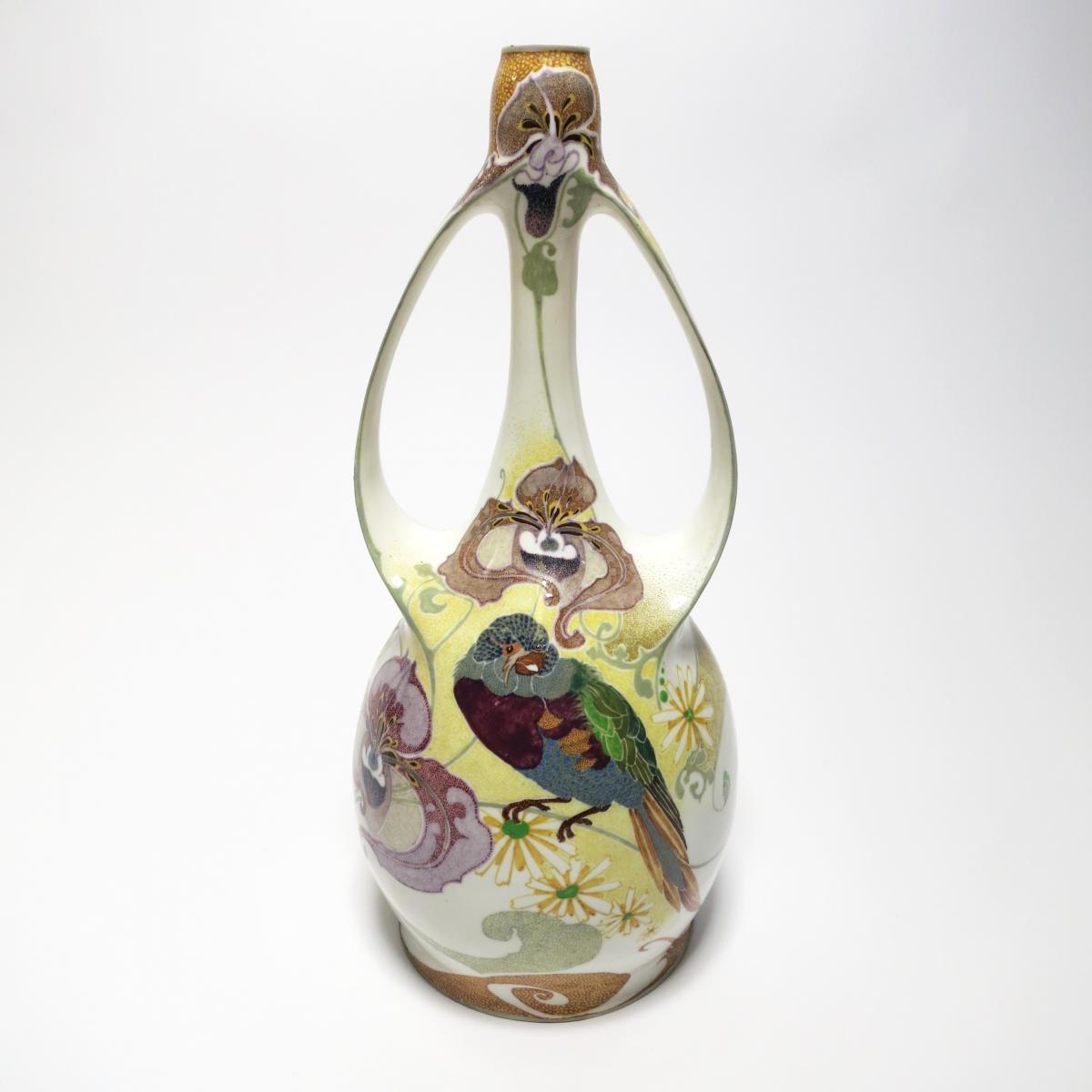 Rozenburg Den Haag - Grosse Vase mit Vogel und Frauenschuh, 64370-5, Van Ham Kunstauktionen
