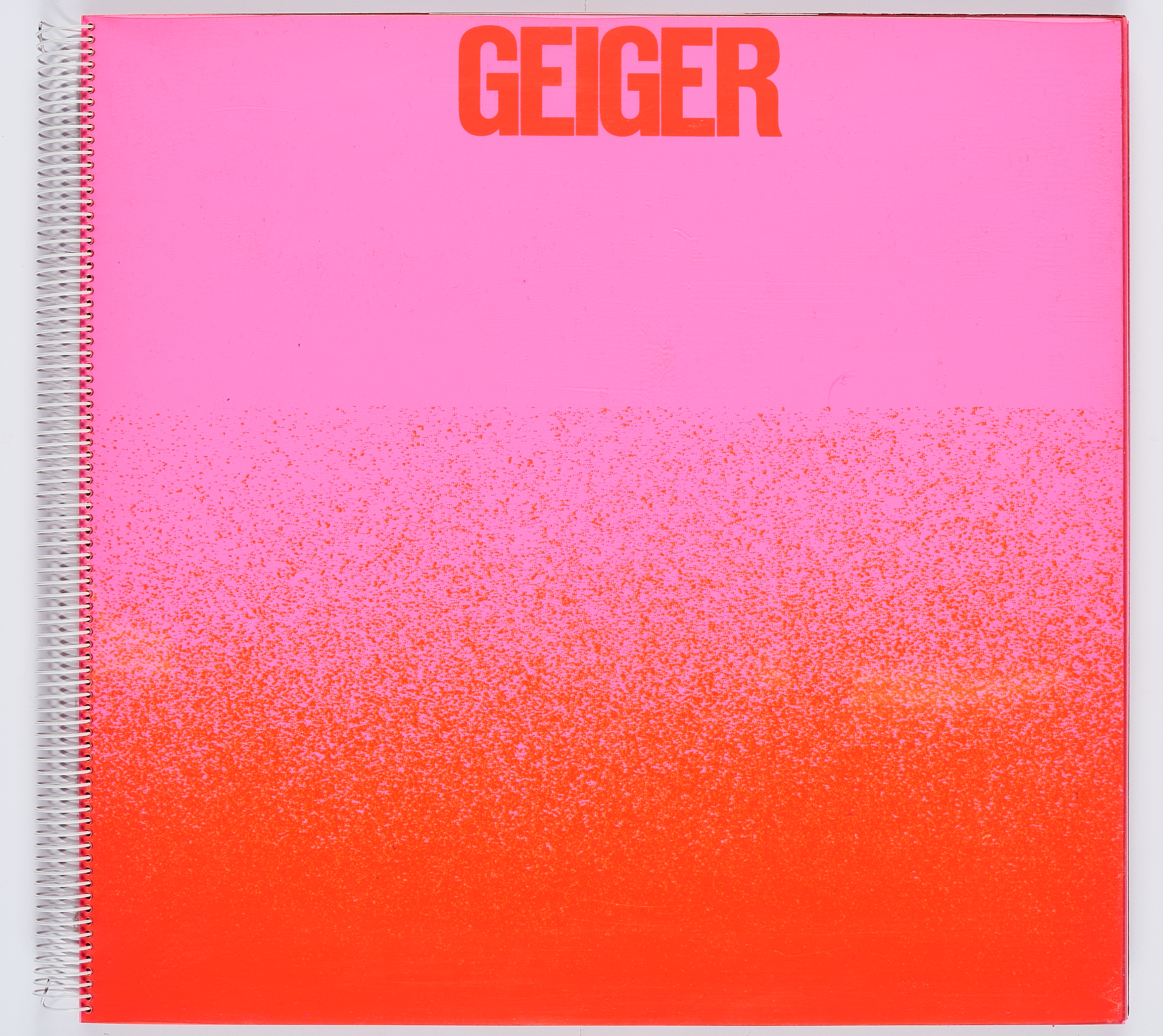 Rupprecht Geiger - Rupprecht Geiger - all die roten farben was da alles rot ist ein sehr rotes buch Hundertbuch III, 66811-1, Van Ham Kunstauktionen