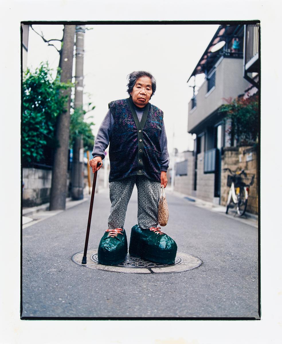 Tatsumi Orimoto - Small Mama and big shoes, 58723-5, Van Ham Kunstauktionen