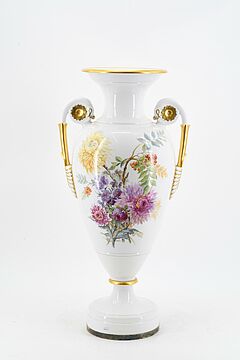 KPM - Grosse Amphorenvase mit Blumendekor, 75562-8, Van Ham Kunstauktionen