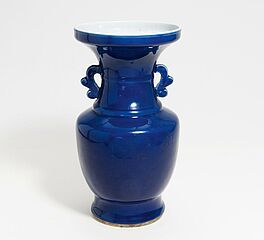Grosse zun-foermige Vase mit Henkeln, 64231-14, Van Ham Kunstauktionen