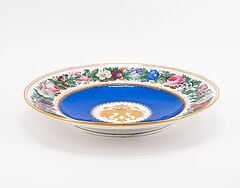 Manufaktur Popov - Grosse Schale mit imperialem Doppeladler und feinem Blumendekor, 79293-1, Van Ham Kunstauktionen
