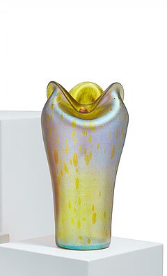 Loetz Witwe - Vase Astraea, 81690-1, Van Ham Kunstauktionen