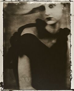 Sarah Moon - Kassia Pysiak, 82008-2061, Van Ham Kunstauktionen