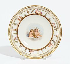 Meissen - Teller mit Reliefdekor, 73185-25, Van Ham Kunstauktionen