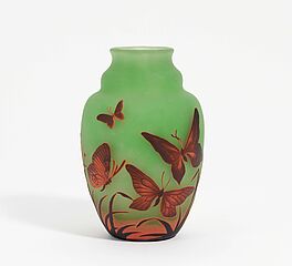 Muller Freres - Vase mit Schmetterlingsdekor, 68007-67, Van Ham Kunstauktionen