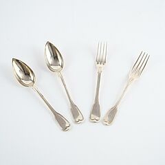 14 Loeffel und 18 Gabeln mit Wappengravur, 80357-5, Van Ham Kunstauktionen