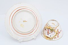 Meissen - Koppchen und Untertasse mit Chinoiserien, 73258-3, Van Ham Kunstauktionen