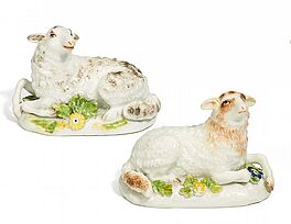 Meissen - Zwei liegende Schafe, 58999-26, Van Ham Kunstauktionen