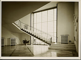 Hugo Schmoelz - Ohne Titel Treppenaufgang, 81351-93, Van Ham Kunstauktionen