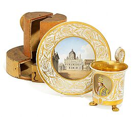 KPM - Tasse mit Bildnis Papst Leo XII 1823-1829 und Untertasse mit Petersplatz, 58999-14, Van Ham Kunstauktionen
