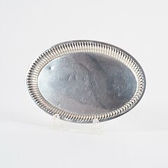 Kleiner Salver und zwei kleine, ovale Tabletts, 79883-77, Van Ham Kunstauktionen