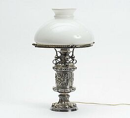Lampe mit figuerlichem Fries, 55736-11, Van Ham Kunstauktionen