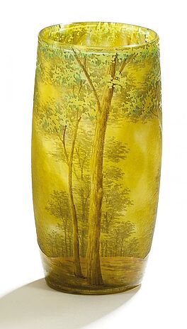 Daum Freres - Kleine keulenfoermige Vase mit Baeumen in Fruehlingslandschaft, 64216-1, Van Ham Kunstauktionen