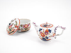 Meissen - Kleine Kanne und Zuckerdose mit Tischchenmuster, 76821-1, Van Ham Kunstauktionen