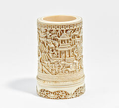 Pinselbecher mit Pagode und Personen in Pavillons im Garten, 65621-6, Van Ham Kunstauktionen