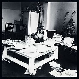 aus Kuenstler in ihrem Atelier, 58062-8, Van Ham Kunstauktionen