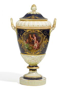 KPM - Weimar-Vase mit galanter Szene, 64077-4, Van Ham Kunstauktionen