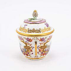 Meissen - Kleine Deckelterrine amp Untersatz mit Kauffahrteiszenen, 76821-233, Van Ham Kunstauktionen
