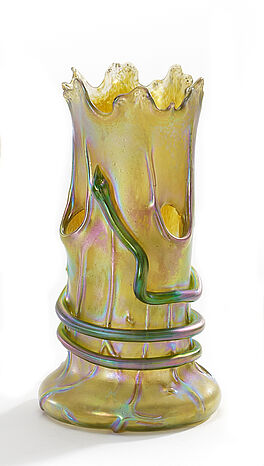 Loetz Wwe - Vase in Baumstammform mit Schlange, 53604-10, Van Ham Kunstauktionen