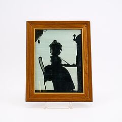 Southern Germany or England - Hinterglasbild mit Dame am Schreibtisch amp Hinterglasbild mit kleinem Kind in Buch lesend als Silhouettendarstellungen, 80922-12, Van Ham Kunstauktionen