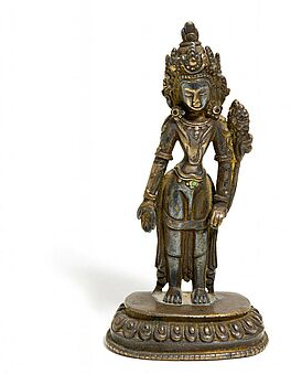 Aussergewoehnlicher stehender Padmapani, 64060-11, Van Ham Kunstauktionen
