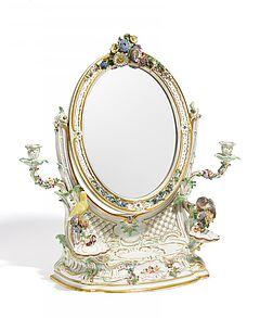 Meissen - Tischspiegel mit Leuchterarmen, 56979-46, Van Ham Kunstauktionen