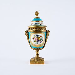 Frankreich - Deckelvase im Sèvres-Stil, 81588-27, Van Ham Kunstauktionen