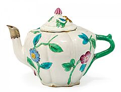 Teekanne mit reliefiertem Blumendekor, 58116-38, Van Ham Kunstauktionen