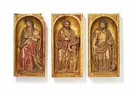 Spanish School - Drei Reliefs aus einem Altarretabel Die Evangelisten Markus Johannes und Matthaeus, 70143-1, Van Ham Kunstauktionen