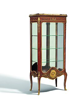 Francois Linke - PRAECHTIGE VITRINE STIL LOUIS XVI, 77952-2, Van Ham Kunstauktionen