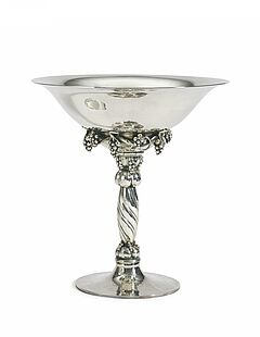 Georg Jensen - Grosser Tafelaufsatz mit Traubendekor, 81826-10, Van Ham Kunstauktionen